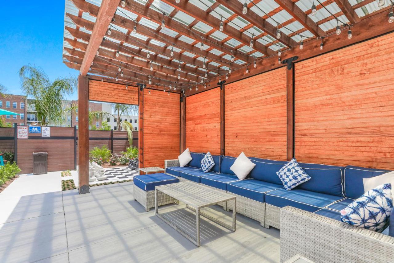 Amazing New Construction Villa With Balconies ニューオーリンズ エクステリア 写真