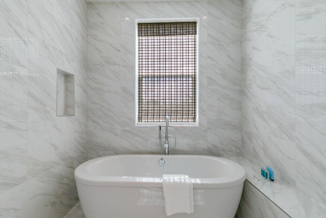 Amazing New Construction Villa With Balconies ニューオーリンズ エクステリア 写真